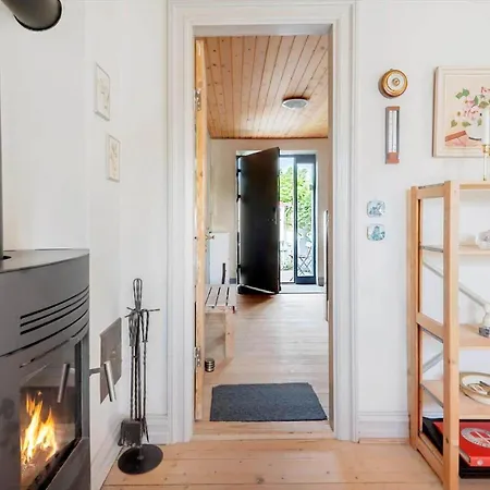 20601-samso-nordby-hovedgade-2 Holiday home *