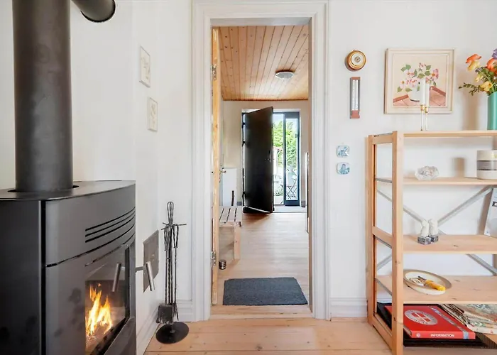 20601-samso-nordby-hovedgade-2 Дом отдыха *